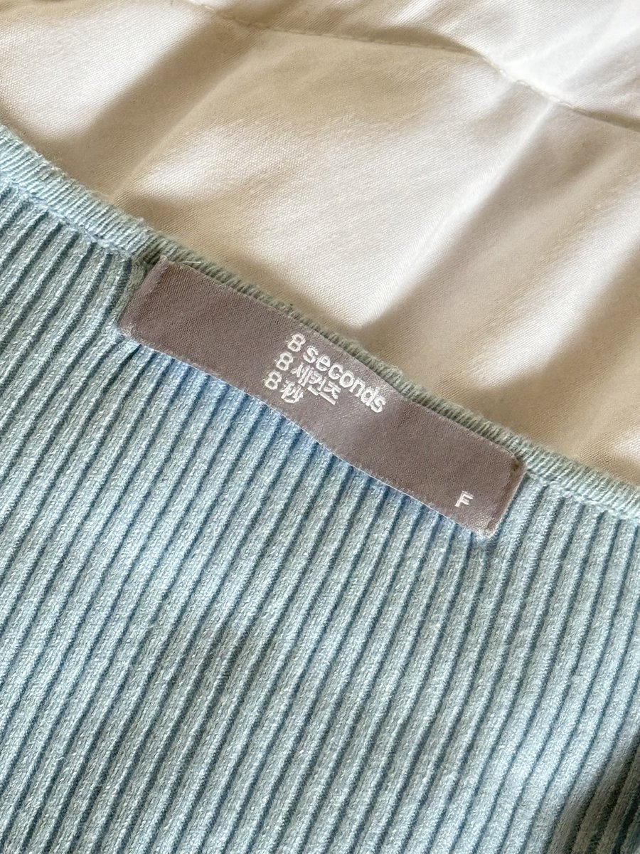 soooo perfect 🩵 this reminds me of the set i got from 8 seconds a few years back hello??