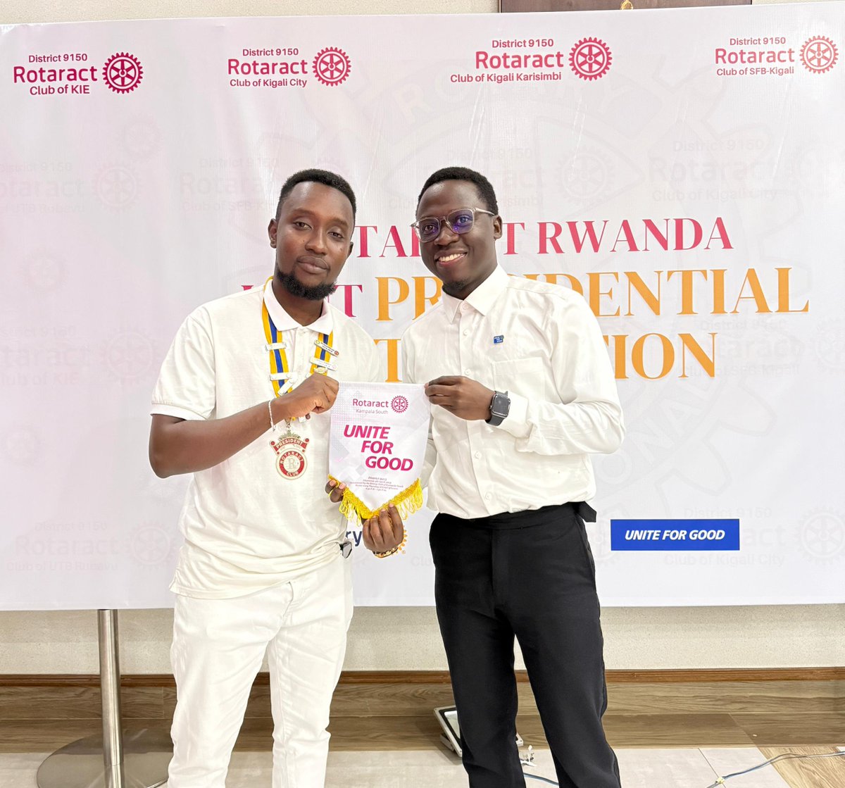 Rotaract Kampala South (@rctkampalasouth) on Twitter photo Over the weekend,our international service director <a href="/kabderrick/">Derek Kabuye</a> represented the Southern Knights in Kigali 🇷🇼 during their Joint Presidential Installation of 5 Rotaract Clubs at <a href="/kparamounthotel/">Kigali Paramount Hotel</a> .
#KnightsUnite4Good Over the weekend,our international service director <a href="/kabderrick/">Derek Kabuye</a> represented the Southern Knights in Kigali 🇷🇼 during their Joint Presidential Installation of 5 Rotaract Clubs at <a href="/kparamounthotel/">Kigali Paramount Hotel</a> .
#KnightsUnite4Good