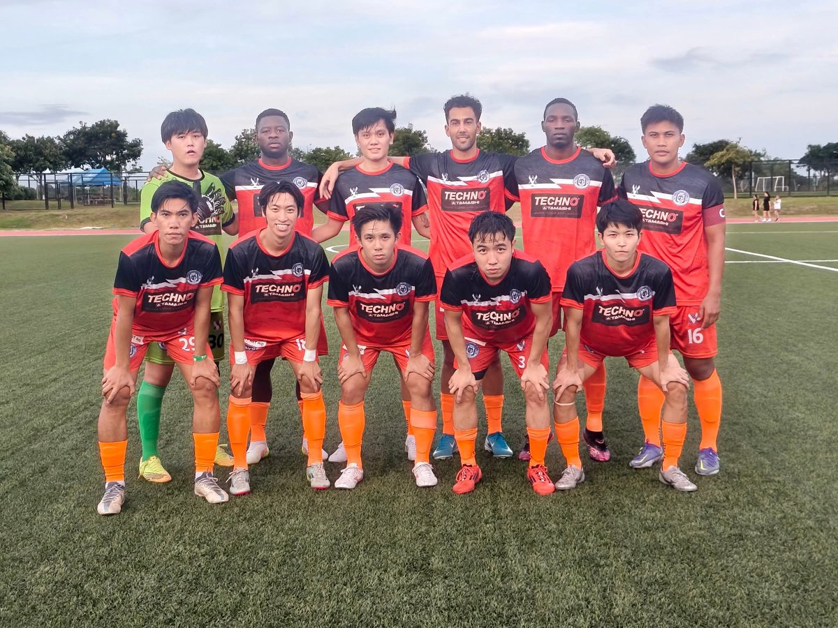 sho_nasutabe's tweet photo. 1-3 プレシーズンリーグ初敗戦
#eepro
#eeprothailand
#海外サッカー https://t.co/ooBU19dnIS