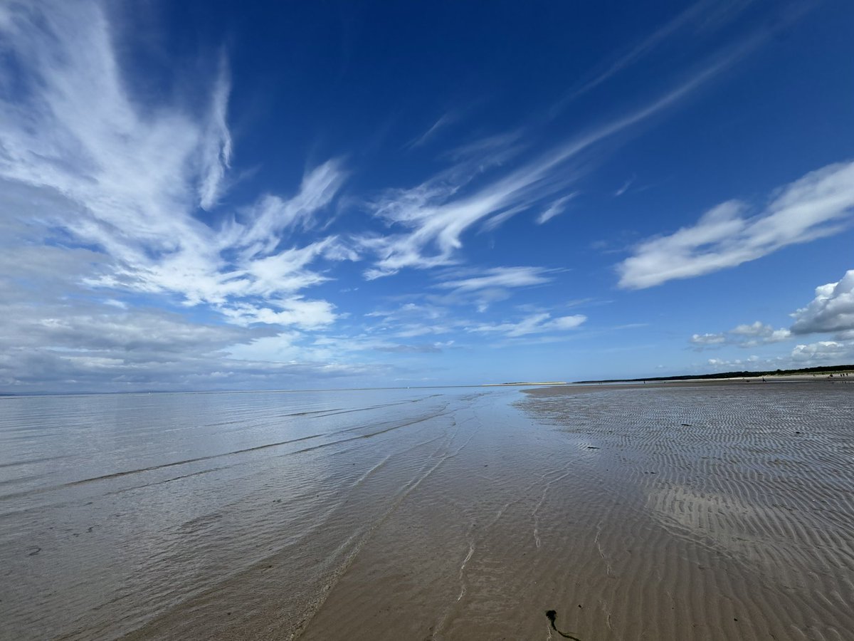 Looks like a warm settled week ahead 😎