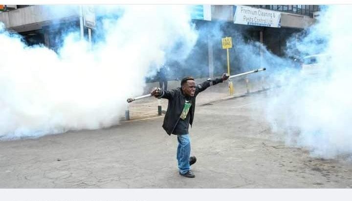 This PWD activist James Mbugua was arrested yesterday  in Nakuru. RT widely for his immediate release.<a href="/Kibet_bull/">Yoko</a> <a href="/kilundeezy/">Boniface</a>  <a href="/C_NyaKundiH/">Cyprian, Is Nyakundi</a> .. saidieni huyu