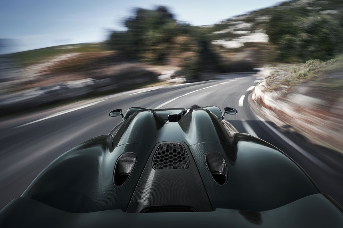 McLarenHatfield's tweet photo. Swipe to see engineering artistry in motion.

The McLaren Elva’s open-cockpit connects its drivers tothe elements.

#McLaren #McLarenAuto #McLarenElva #Elva #McLarenHatfield https://t.co/GR1wJTSJrV