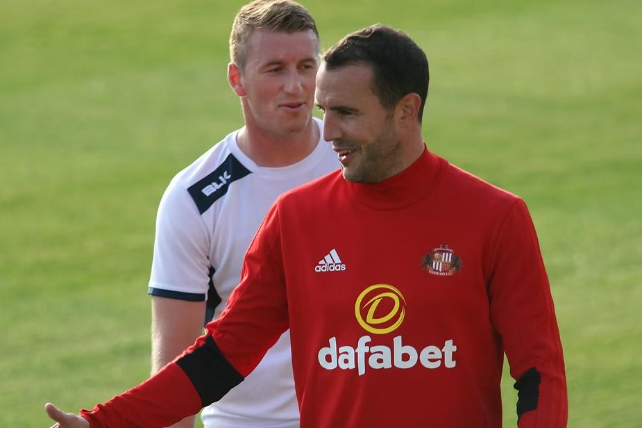 OTD: JOHN O'SHEA SIGNS

On this day in 2011 former Sunderland skipper, Champions League winner and multiple Premier League champion John O'Shea signed for the Lads.

O'Shea was a serial winner at Manchester United. Twelve years in the North West yielded the following: five
