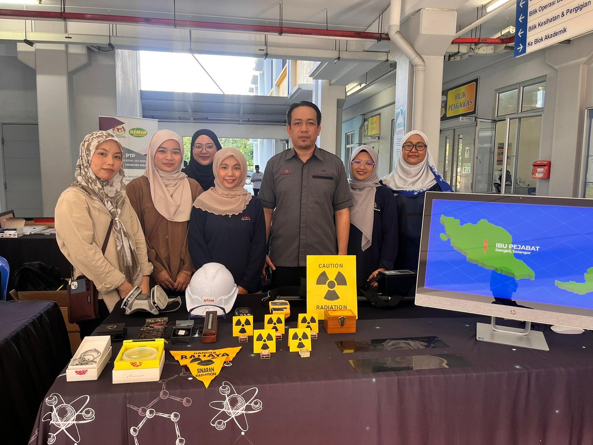 🔬✨ Jabatan Tenaga Atom turut serta dalam STI 100³!
Kami berbangga menjadi sebahagian daripada inisiatif bersejarah ini yang berjaya menghimpunkan 8,804 saintis dan sekolah serentak seluruh negara – sekaligus mencipta rekod Malaysia Book of Records!