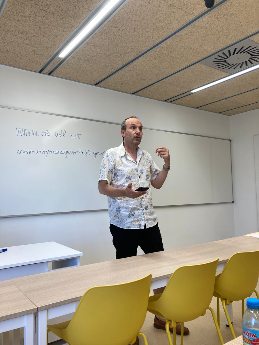 CLA: Cercle de Lingüística Aplicada (@udlcla) on Twitter photo L’<a href="/Enric_Lleida/">Enric Llurda</a>, la <a href="/montseirun/">Montse Irun</a> i la <a href="/judith_borras/">Judith Borràs</a> van representar al CLA durant la jornada ICE 2025. Gràcies per l’organització <a href="/IceUdl/">ICE UdL</a>! Tant de bo cada any sorgeixin iniciatives com aquesta que connectin el coneixement docent lleidatà amb la recerca feta a la <a href="/UdL_info/">Universitat de Lleida (UdL)</a> L’<a href="/Enric_Lleida/">Enric Llurda</a>, la <a href="/montseirun/">Montse Irun</a> i la <a href="/judith_borras/">Judith Borràs</a> van representar al CLA durant la jornada ICE 2025. Gràcies per l’organització <a href="/IceUdl/">ICE UdL</a>! Tant de bo cada any sorgeixin iniciatives com aquesta que connectin el coneixement docent lleidatà amb la recerca feta a la <a href="/UdL_info/">Universitat de Lleida (UdL)</a>