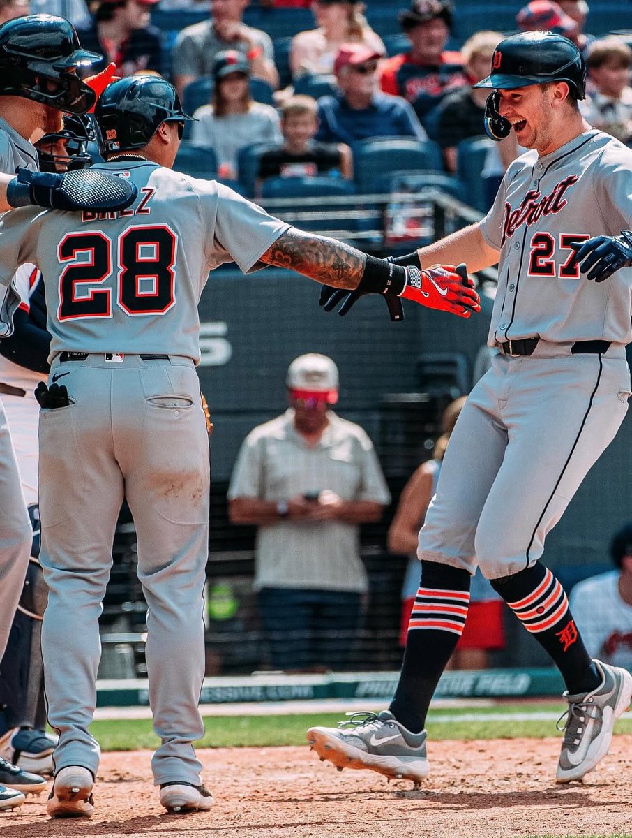 tonydombrowski's tweet image. Good morning to all, but especially those who are fans of the team with the BEST RECORD IN BASEBALL, THE DETROIT TIGERS! 馃悈馃敟
#RepDetroit聽聽聽聽
馃摳: @tigers