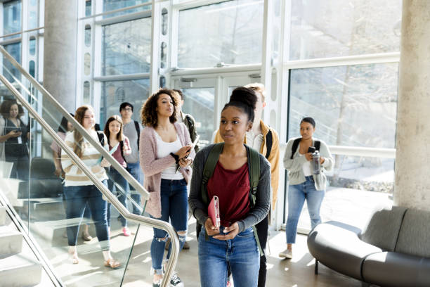 WorkWiltshire's tweet image. 🎓 Is your child thinking about uni?
UCAS has 3 simple steps to help you both get started on the right path.
✨ From course choices to applications—it’s all here.
👉🏾 Take a look: orlo.uk/kUsk7
#UCAS #UniversityReady #ParentSupport #FutureStartsHere