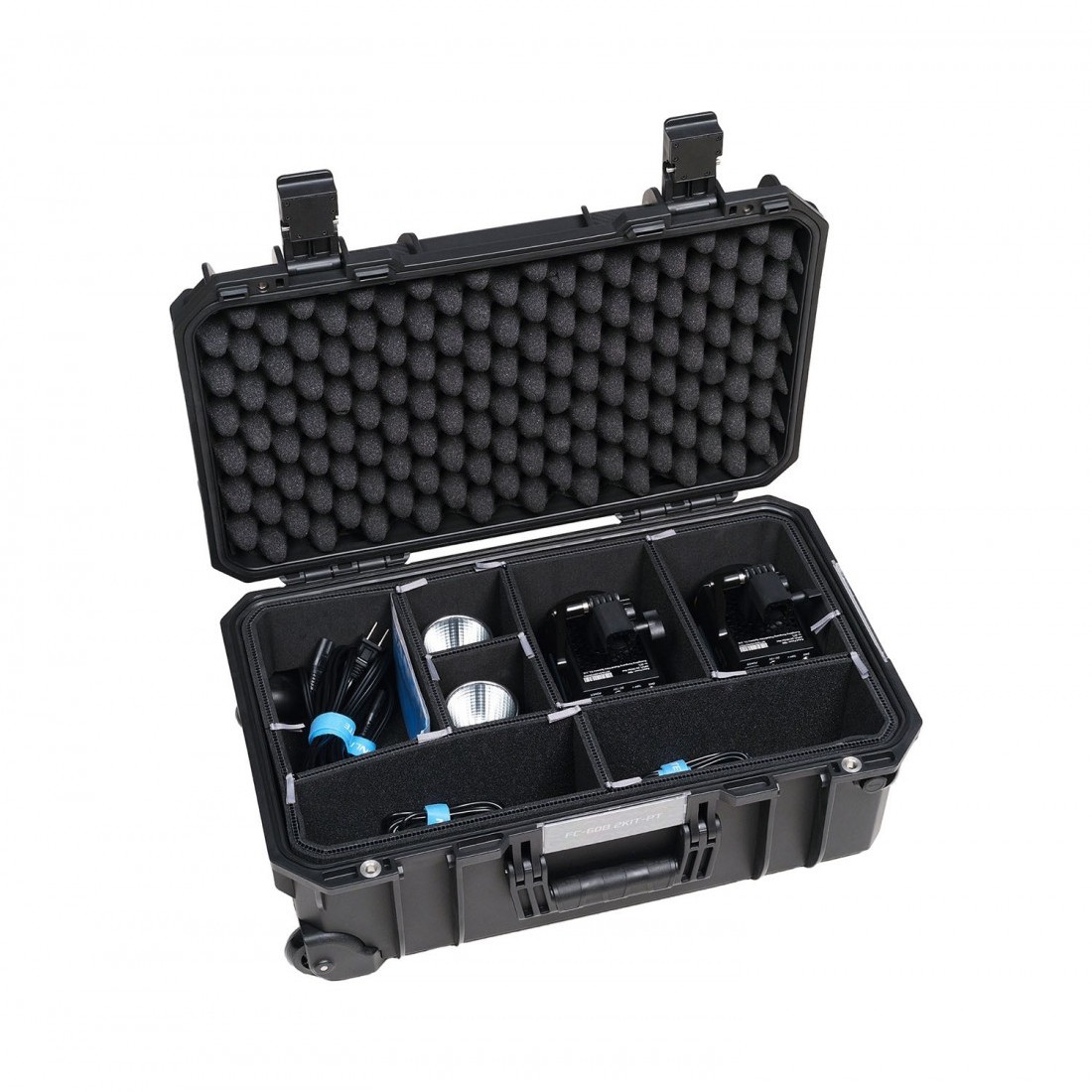 Nanlite Kit 2 x Foco Nanlite FC-60B Bi-color + Battery Grip
Potente, ligero, compacto y protegido para que trabajes donde quieras, en interior conectado a la red o en el exterior a través de  baterías Sony NP
cromalite.com/focos-led/kit-…
<a href="/NanliteGlobal/">Nanlite Global</a>  #Nanlite #cromalite