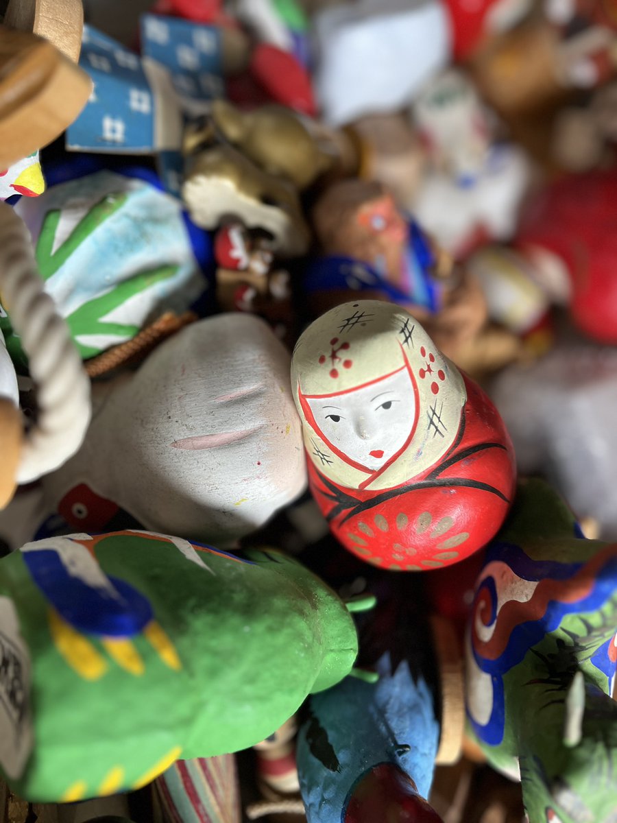 【催事のお知らせ】
7.10（木）〜12（土）まで
高円寺の「本店•本屋の実験室」にて民芸品の販売会を行います！😊
郷土玩具も多数持っていきます！
地方色が豊かな時代の物は面白い。
【開催場所】本店•本屋の実験室
住所: 166-0002 東京都杉並区高円寺北3-5- 17
12時〜21時