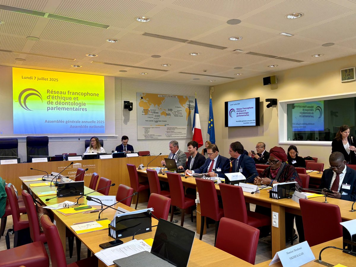 C’est aujourd’hui que commencent les travaux de l’Assemblée générale annuelle du Réseau. Les membres sont réunis à Paris pour discuter de plusieurs thèmes en matière d’éthique et déontologie parlementaires. Merci à <a href="/AssembleeNat/">Assemblée nationale</a> pour l’accueil. #AGARFEDP