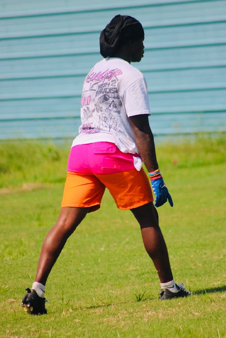 Tab1on's tweet image. There is no bye week for me !, #huntmode #fulltimefbplayer @CoachJonesFB @coachsellersd @SC_PANTHER_FB @RecruitGeorgia