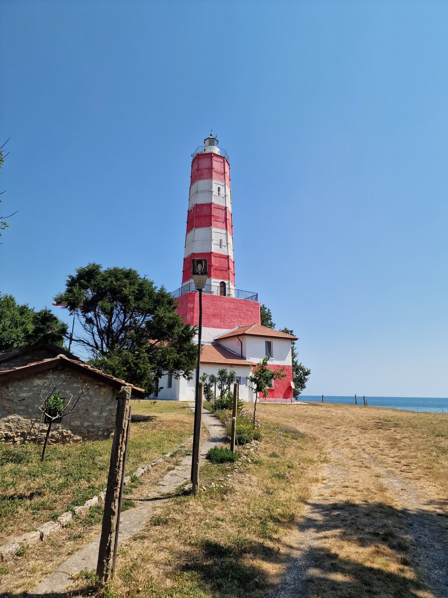Хело от Шабла. Дали военните ще думнат дрона ни, ако го дигнем за една панорамна? 🫣