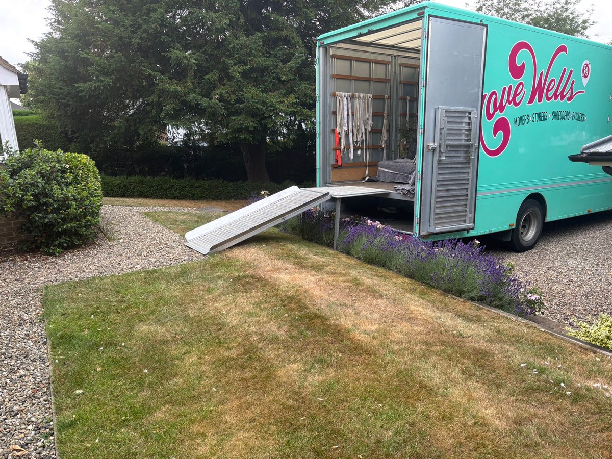 MoveWells's tweet photo. https://t.co/i9L2geHFaX - some pictures from recent moves in Hertfordshire - moving@movewells.co.uk 01763 259202 #Removals #Moving #MovingHome #RemovalsCompany #Hertfordshire #Cambridgeshire #Bedfordshire https://t.co/Bc0OX0L9WS
