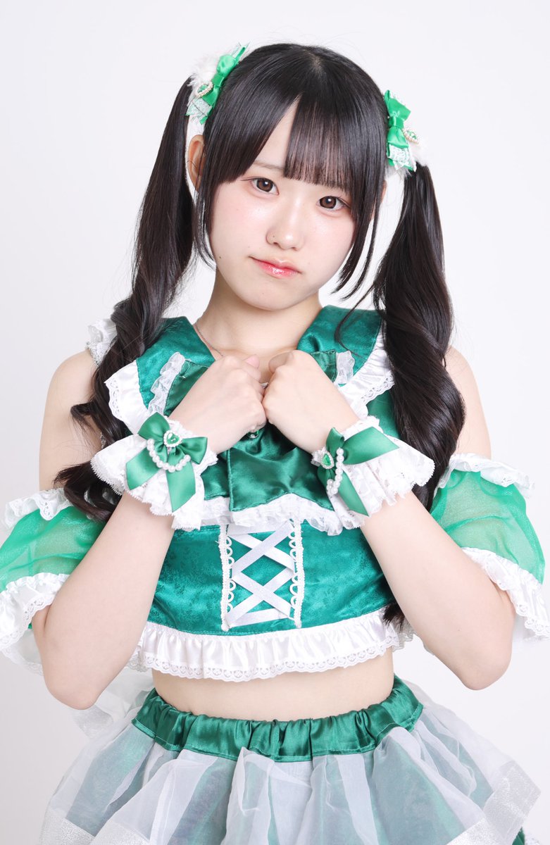 ももいろプロジェクト (@momoiro_project) on Twitter photo ももいろプロジェクト1stワンマンライブまで
あと✨【12日】✨
サプライズ発表⭐️第二弾
✨新個人アー写公開✨
三葉花/<a href="/mitb_hana/">三葉 花@ももいろプロジェクト6/17(火)五反田G+生誕祭👼🏻💚☘️</a>
緑色担当💚 ももいろプロジェクト1stワンマンライブまで
あと✨【12日】✨
サプライズ発表⭐️第二弾
✨新個人アー写公開✨
三葉花/<a href="/mitb_hana/">三葉 花@ももいろプロジェクト6/17(火)五反田G+生誕祭👼🏻💚☘️</a>
緑色担当💚