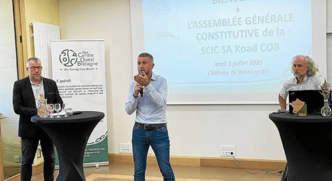 [#Ess - Ressource] <a href="/LeTelegramme/">Le Télégramme</a> / <a href="/TLGCarhaix/">Le Télégramme Carhaix</a> : "Le #bois est une ressource formidable"... À #Carhaix (29), naissance de la #Scic #KoadCOB qui va proposer des #chaufferies à bois ➡️ letelegramme.fr/finistere/carh… 🪵🔥 cc <a href="/finistere_29/">Département du Finistère</a> <a href="/CoopFR/">CoopFR</a> <a href="/regionbretagne/">Région Bretagne</a> ⤵️