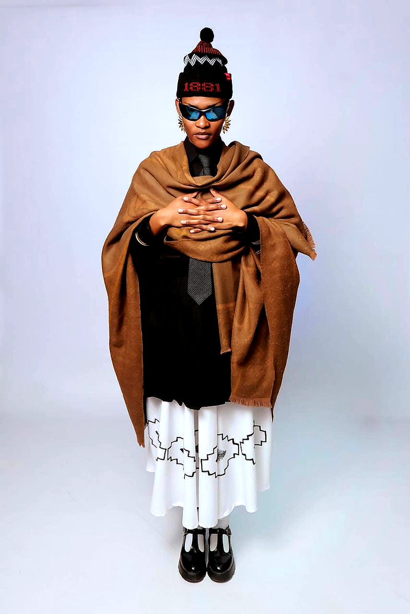 Ntoa Ea Lithunya 1881 hats by @bonono_merchants – SOLD OUT! 
But don’t worry—our ready-to-ship collection is stellar. Keep an eye out for restocks this week! Shawl lovers: You spoke, we listened! All requested shawl styles will hit our shelves by the end of the month.Because