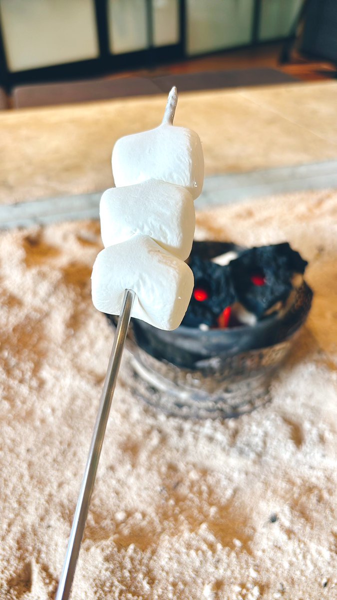 マシュマロのセルフサービスが！！
この前のマダミシュで美味しい焼き方を伝授してもらったおかげで、とろとろに焼けました🫶