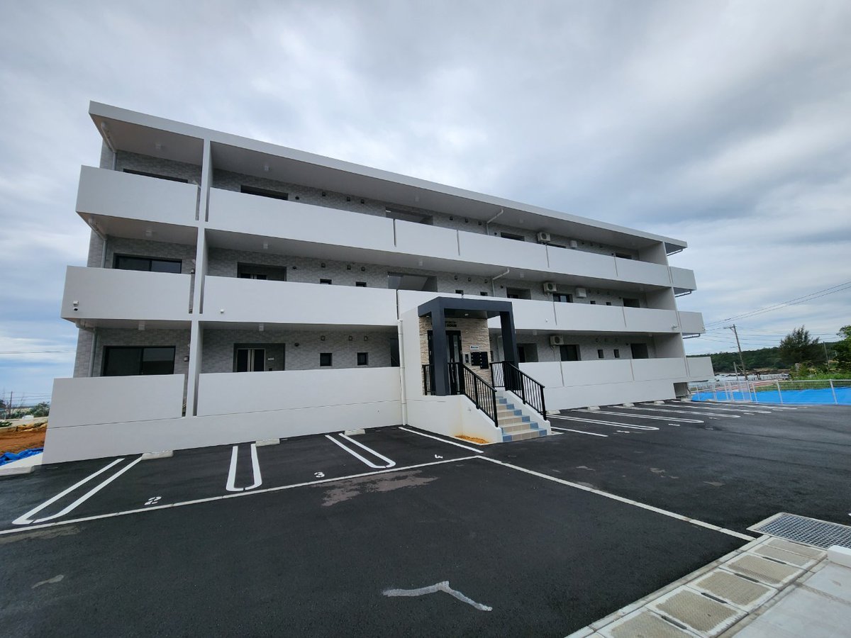 okinawanderer's tweet photo. Okistyle Weekly Housing Pick Up!!

¥250,000 (Neg.)  Available 5 [Ginoza Area] by Star Housing

https://t.co/hHAWYgEKJa

#okinawa #housing #realestate #house #rent #forrent #apartment #mansion #condominium #rotation #station #moving #PCS #okistyle #okinawanderer #vacation https://t.co/62REGRzUUo