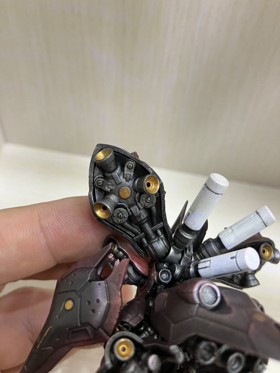 ガンダムアーティファクト
ナイチンゲール

全身ファレホで筆塗りです！
ディテール凄過ぎて適当に塗り分けたらもうかっこいい！