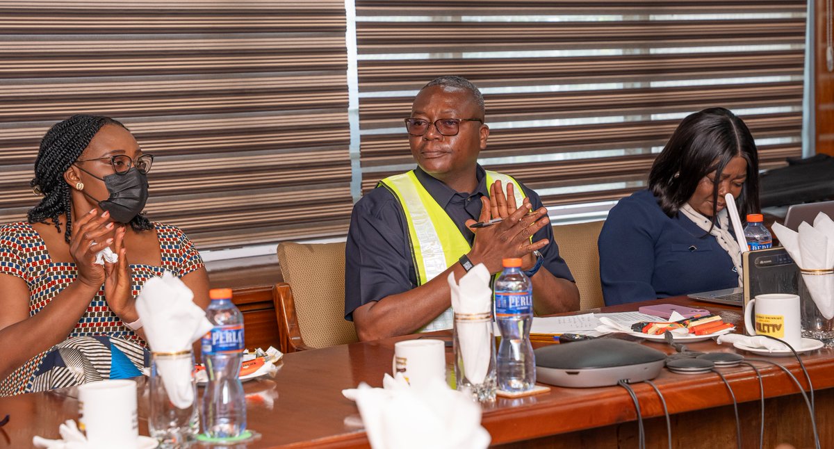 Goldentreegh's tweet photo. CMC  Board Pays Familiarisation Visit to CPC.

The CMC Board and Management, led by Managing Director Mr. Wisdom Kofi Dogbe, paid a familiarization visit to CPC, where they were warmly welcomed by CPC's Acting Managing Director, Mr. Martin Asiamah, and his team. https://t.co/huiTlocwVS