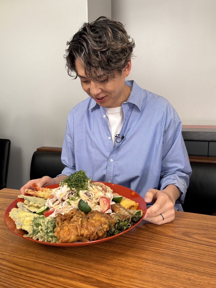 ⋱TV出演情報 📺⋰
7月7日月曜日 よる7時00分～日本テレビ「有吉ゼミ」に
#小野寺太志 選手が出演いたします😋

大食いに挑戦‼️食べ切れたのかな⁉️😂

🔗番組公式HP
ntv.co.jp/arizemi/

#有吉ゼミ
#サントリーサンバーズ大阪