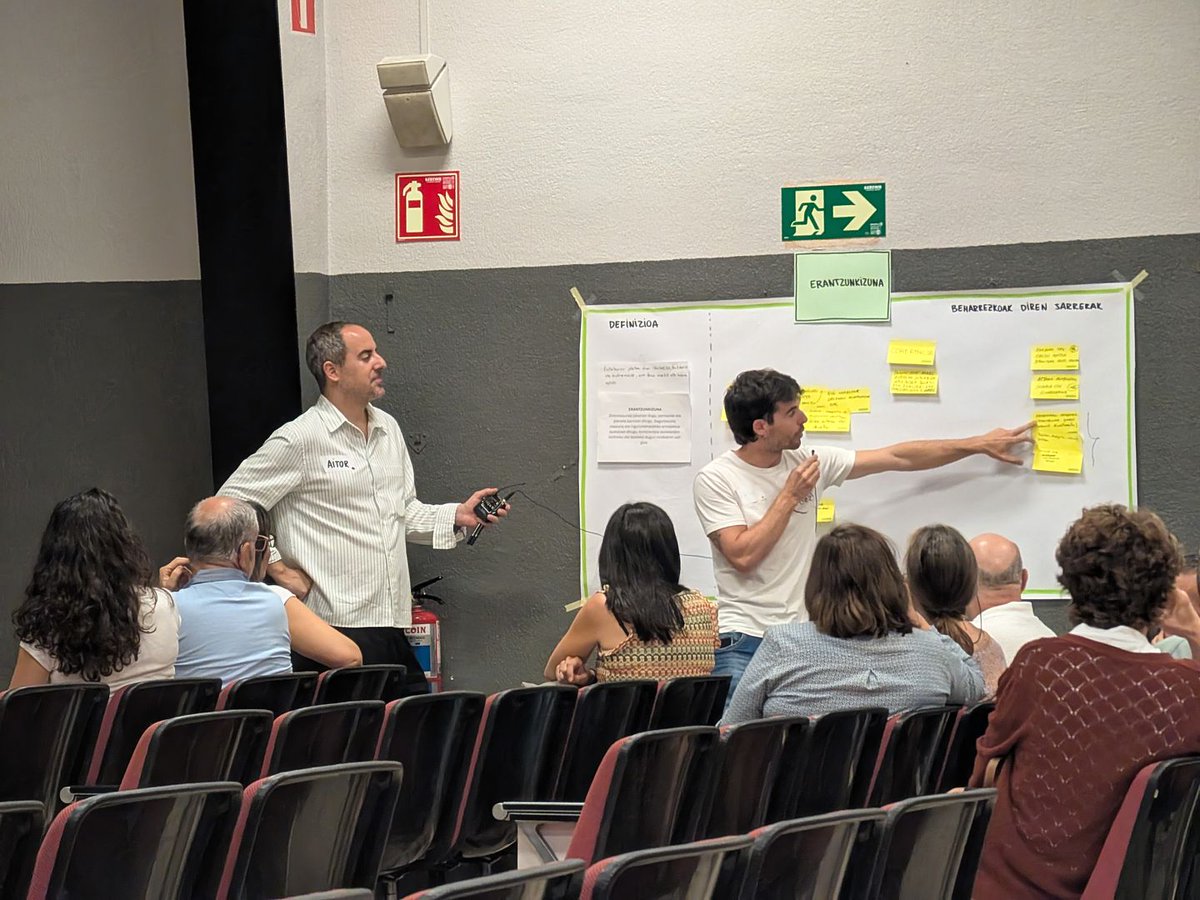 Hemos celebrado una jornada de reflexión y trabajo colaborativo para definir y consensuar los valores fundamentales que nos representarán como Centro Integrado de Formación Profesional.
@ikaslanbizkaia @ikaslaneuskadi <a href="/FPeuskadi/">FPeuskadi</a> <a href="/BilbaoBalioak/">Bilbao Balioen Hiria</a> @ikaslanbizkaia #BilbaoBalioenHiria