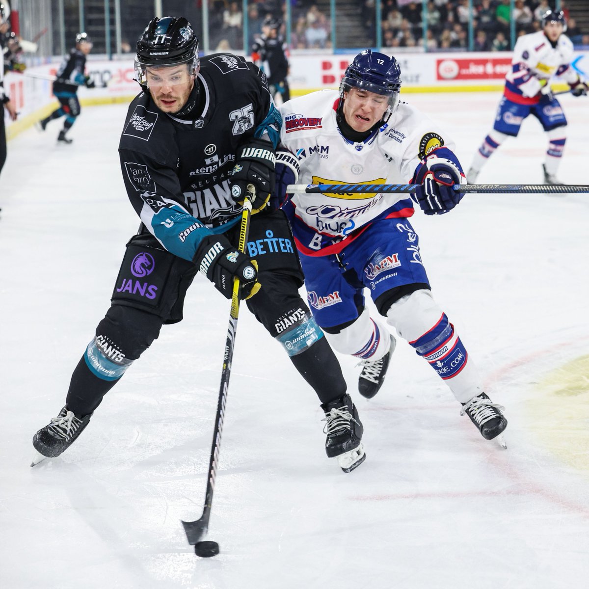 ✍️ MARK YOUR DIARIES 🔥
  
Your Stena Line Belfast Giants' <a href="/officialEIHL/">Elite Ice Hockey League | #EIHL</a> home opener for the 2025/26 season will be against <a href="/DundeeStars/">Dundee Stars🏒🥅</a> on Saturday 13 September in Challenge Cup action.  
  
Keep an eye out for further fixture news dropping this week. 💥
 
#WeAreGiants
