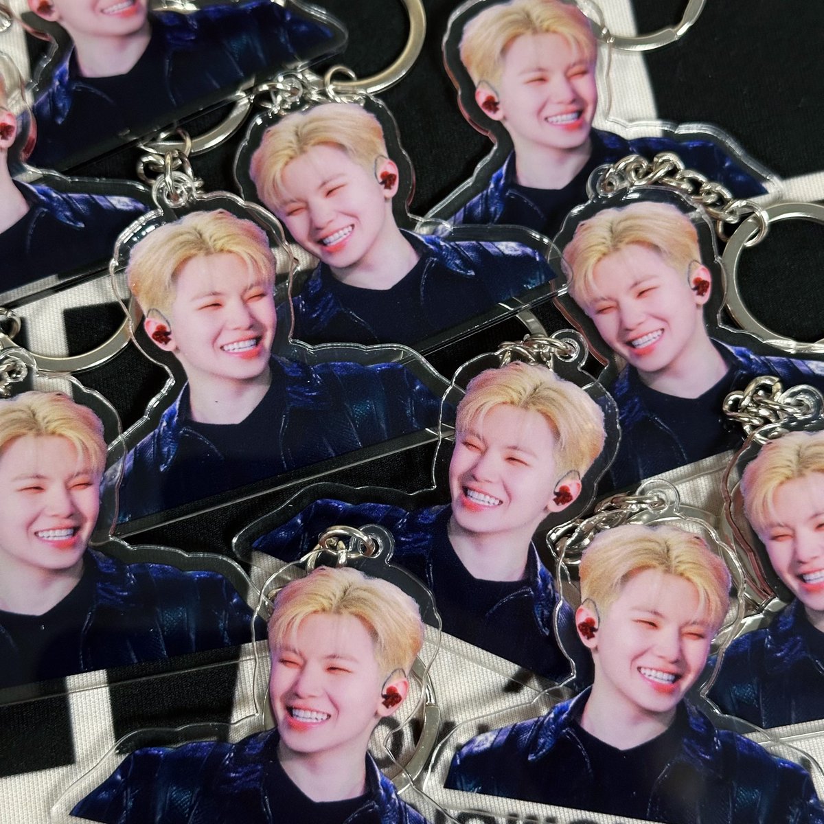 Meowlody_17's tweet photo. 𝑾𝑨𝑹𝑵𝑰𝑵𝑮 𝑲𝑬𝒀𝑹𝑰𝑵𝑮 𝑭𝑹𝑬𝑬 𝑮𝑰𝑭𝑻
🎶서울Seoul 팬콘 키링 무료나눔🎶

🫧RT추첨 두분께 보내드립니다🫧

🐱일시：7/11 . 7/12 . 7/13
🐱시간 및 장소：당일 공지
🐱수량：매일100개 1인당 한개

#우지 #WOOZI #이지훈 #ウジ https://t.co/8SXNex72DQ