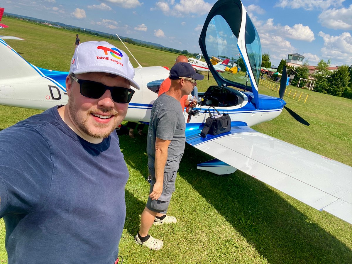_lhermann's tweet image. Thank you JavaScript 🛩️❤️
