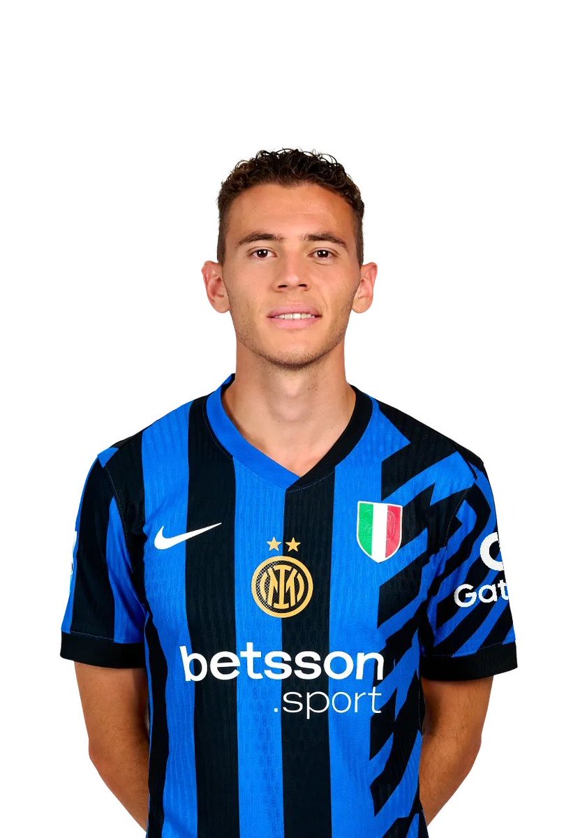 🟢 Una salida esta semana y el asunto mediocentro en el <a href="/RealBetis/">Real Betis Balompié 🌴💚</a> 

➡️ El final de W. Carvalho en Heliopolis está muy avanzado. Cuentan con su adiós esta semana.

🙌 Llegada pivote puede alargarse unos días más. Barrenechea es muy costoso, aunque NO SE DESCARTA. La Fiore es