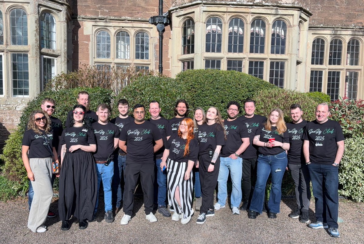 When your team is this SaaSy, every Monday is a Happy Monday! 🥰 We feel incredibly lucky and appreciative of this fantastic crew. You all rock! 🤩 

#getsaasy #TeamLove #HappyVibes #MondayMood