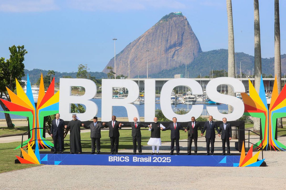 RusEmbSG's tweet image. Rio de Janeiro Declaration "Strengthening Global South Cooperation for a More Inclusive and Sustainable Governance" was adopted at the outcomes of the 17th #BRICS Summit in Brazil on July 6, 2025.
Full text of the Declaration - shorturl.at/lb893