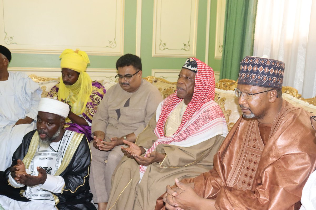 On Friday, 4th of July the Management of Skyline University Nigeria paid a condolence visit to the family of Alhaji Dantata Aminu, offering prayers and sympathies.

May his soul rest in peace, and may his family find strength in the love and support surrounding them this time.