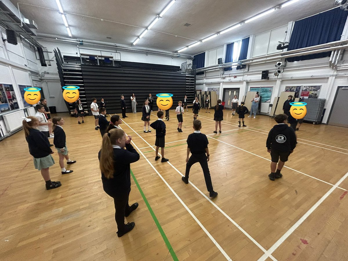 MrAbnett01's tweet image. Starting the day off with drama! 🎭 @PoppyfieldSch