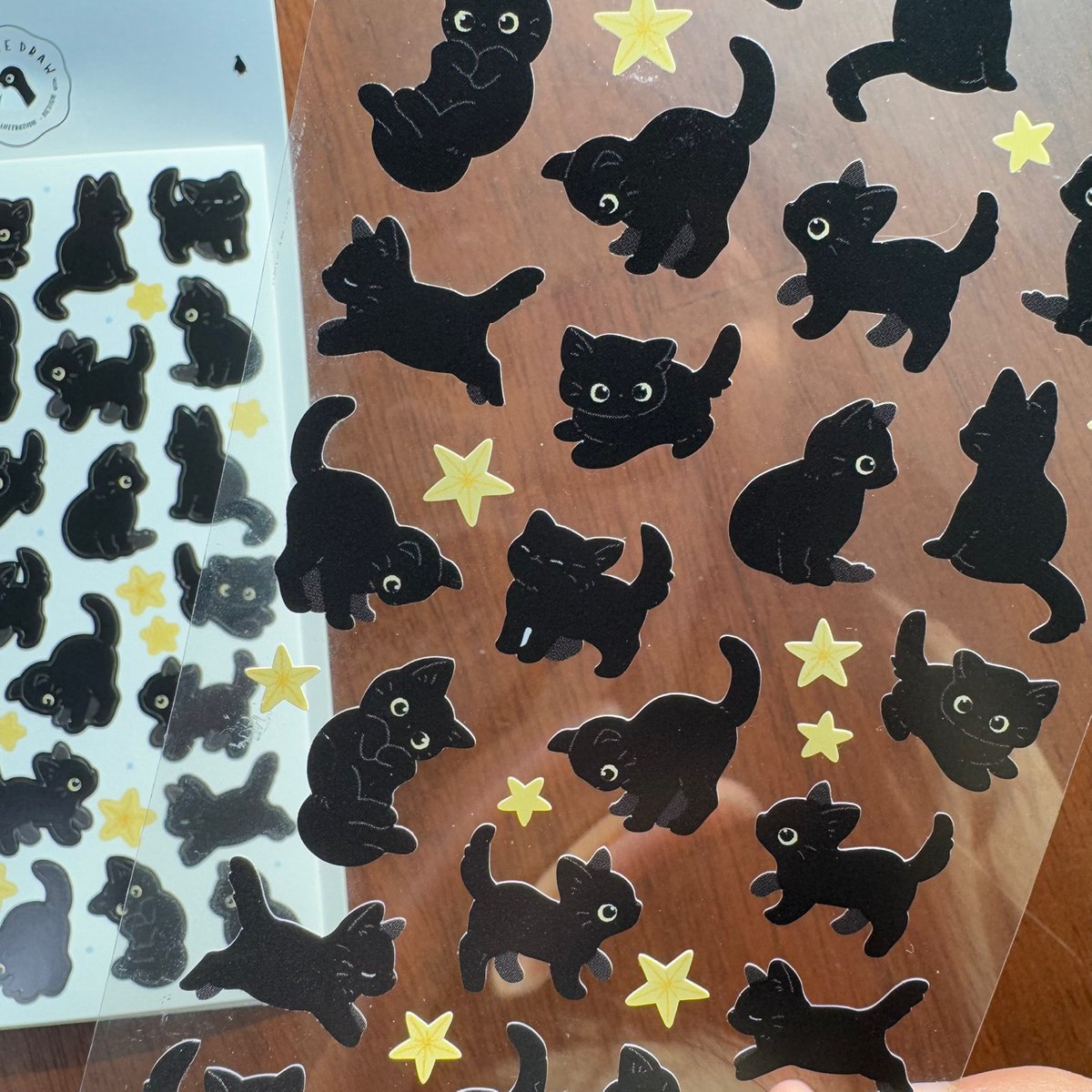 RT🎁
알티 추첨해서 25,000스티커팩을 보내 드릴게요

twenty.style/go/canvaswitch…
7월내내 오픈하는 아델리드로우 정규마켓 
편하게 찾아주세요 ٩(ˊᗜˋ )و♡