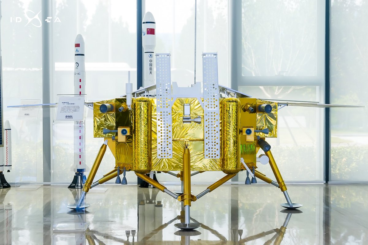 wulei2020's tweet photo. Congratulations to Wu Weiren, #ChiefDesigner of China’s #Lunar Exploration Program, on his election as the inaugural #Chairman of the International Deep Space Exploration Association. #DeepSpaceExploration #ChinaSpace https://t.co/miSTavl6WD