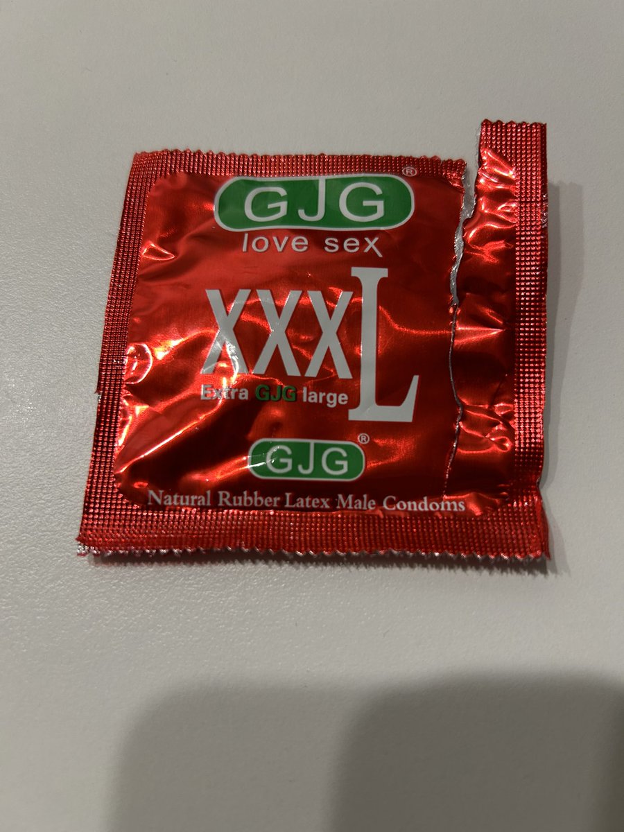 直徑六公分的鳥鳥

我昇天飛到外太空了😂

第一次遇到這麼粗的