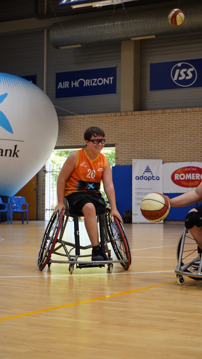 BSREspaña (@bsrespana) on Twitter photo 🏀 <a href="/zuzenakclub/">Club Zuzenak</a> revalida el el título de campeón de España de #BSR <a href="/caixabank/">CaixaBank</a> sub22 🚀
🗓️ Tres días apasionantes en <a href="/zaragoza_es/">AyuntamientoZaragoza</a> con <a href="/FMDDF/">FMDDF</a>, <a href="/FESAVALENCIA/">FESA C. Valenciana</a>, <a href="/fcedf_/">FCEDF</a>, <a href="/admecony/">ADM Econy</a> y <a href="/UCAMMURCIABSR/">UCAM MURCIA BSR</a> - <a href="/somosadapta/">Somos Adapta</a> 🇪🇸
Noticia completa, aquí 👇🏻
acortar.link/xjXGUL
#BSREspaña 🏀 <a href="/zuzenakclub/">Club Zuzenak</a> revalida el el título de campeón de España de #BSR <a href="/caixabank/">CaixaBank</a> sub22 🚀
🗓️ Tres días apasionantes en <a href="/zaragoza_es/">AyuntamientoZaragoza</a> con <a href="/FMDDF/">FMDDF</a>, <a href="/FESAVALENCIA/">FESA C. Valenciana</a>, <a href="/fcedf_/">FCEDF</a>, <a href="/admecony/">ADM Econy</a> y <a href="/UCAMMURCIABSR/">UCAM MURCIA BSR</a> - <a href="/somosadapta/">Somos Adapta</a> 🇪🇸
Noticia completa, aquí 👇🏻
acortar.link/xjXGUL
#BSREspaña
