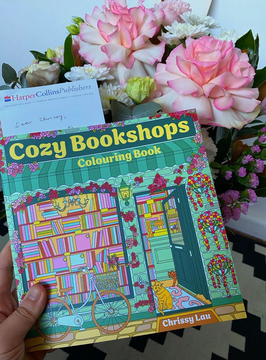 _illustrationX's tweet image. From Daunt to Mr B’s, real-life literary gems inspire this charming, illustrated journey by Chrissy Lau.
Read the story: ow.ly/1YFn50Wlbbn
#WEAREILLUSTRATIONX #line #architecture #publishing #colouringbooks #giftbooks #ChrissyLau