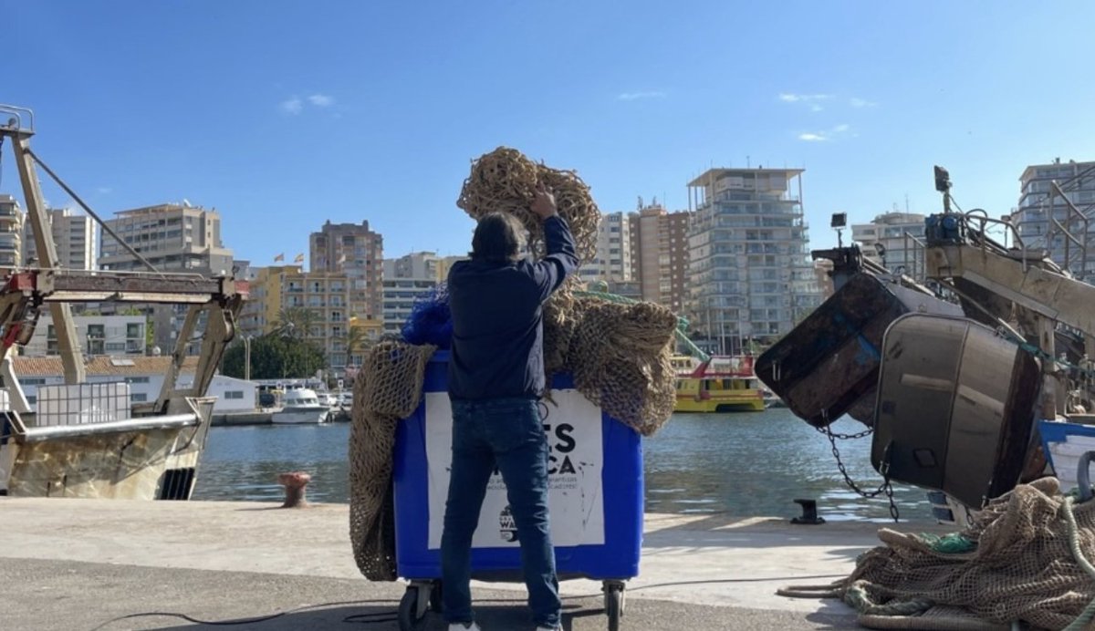 RutaPesquera's tweet image. rutapesquera.com/pescadores-e-i…
Pescadores e industria recogen 10.000 kilos de residuos en los puertos.
#GravityWave