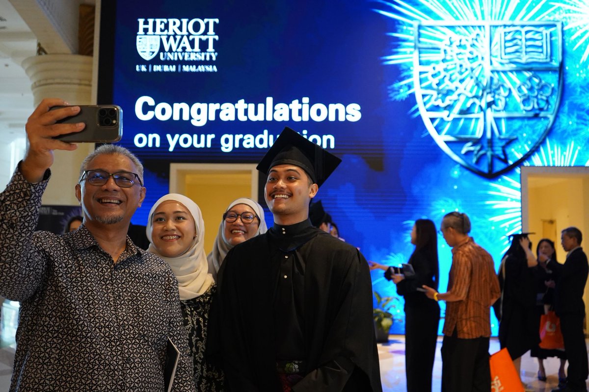 Congratulations to all those who graduated at Heriot-Watt University Malaysia yesterday. As a Heriot-Watt graduate, you are now part of The Watt Club – our global alumni community.

To stay connected, opt in here: bit.ly/3Gotksm

#HeriotWattUni #HWUGrads