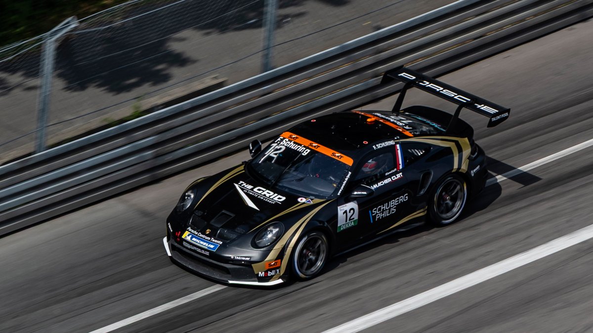 #CarreraCupDE – #Porsche Sixt Carrera Cup Deutschland overall after 8/16 races

1⃣Robert de Haan (Proton Huber Competition #46)
2⃣Porsche Junior Alessandro Ghiretti (Schumacher CLRT #11)
3⃣Flynt Schuring (Schumacher CLRT #12)

Full standings:
tinyurl.com/4fwxd2kv

#911GT3Cup
