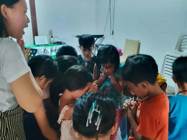 Dianah143's tweet image. Thank you for always providing the feeding Ministry, another opportunity that we can share our blessings and your Word to the Children.

#feedingprogram
#FlareNetwork #Flare #SongbirdNetwork #cryptocurrency #DeFi #NFTs #SGB #nftcommunity #Xrpcommunity #Nfts
@Cisckid @jeffvflynn