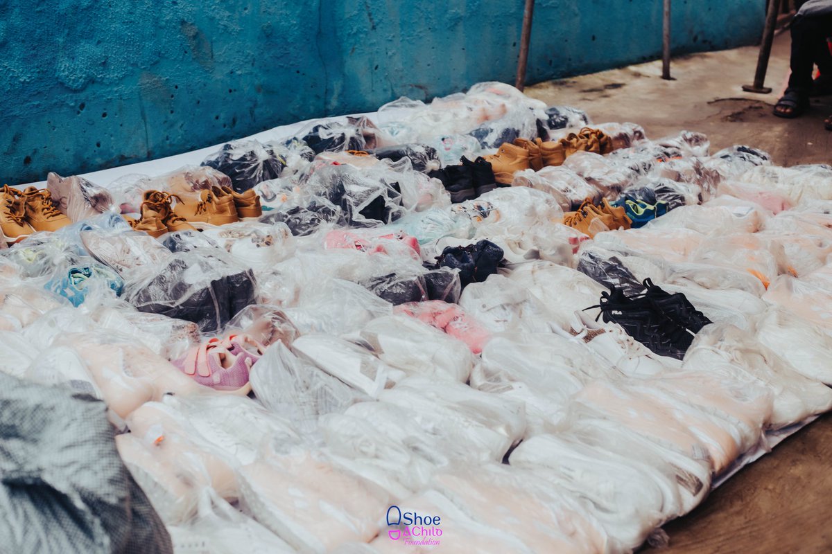 shoeachild's tweet photo. An amazing time was had with the children on Saturday.
We remain committed to bringing smiles to future champions.
#shoeachildfoundation #shoeachild #shoes #voluntering #shoedrive #outreach #mushin #giving https://t.co/vrj5XCc59m
