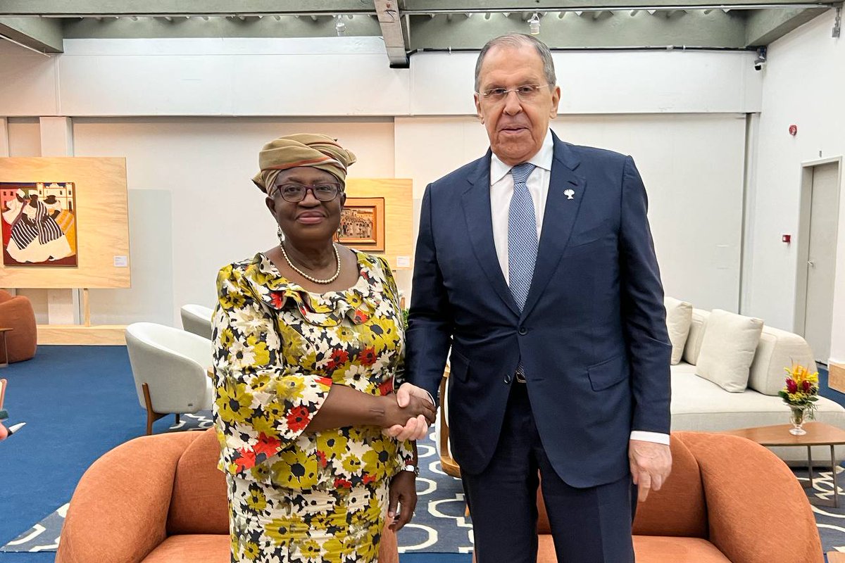 🗓 On July 6, Russia's FM Sergey Lavrov met with WTO Director-General <a href="/NOIweala/">Ngozi Okonjo-Iweala</a> at the XVII #BRICS Summit in Rio.

They reaffirmed the need for prompt reform of the <a href="/wto/">WTO</a> 👉 based on inclusiveness, non-discrimination, transparency and mutual respect.

t.me/MFARussia/25577
