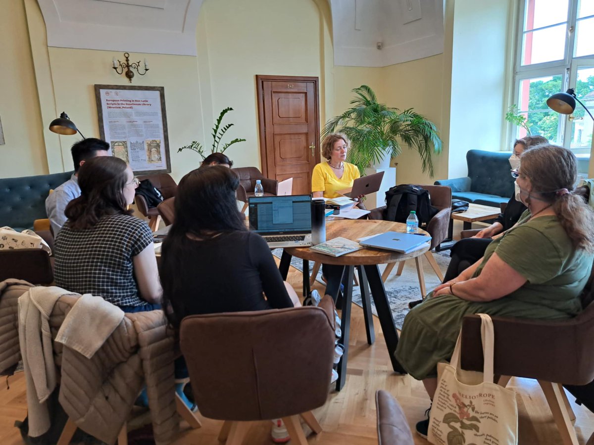 Oleh_Kotsyuba's tweet image. We're off to a great start at this year's Translating Ukraine Summer Institute! Hands-on work in our modules on poetry (taught by Svetlana #Lavochkina), prose (Ali #Kinsella), and nonfiction/academic/witness testimony translation (Lidia #Wolanskyj) started after brief…