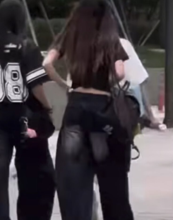 MONSTERSPICS's tweet image. THIS GIRL ‘YG NEXT MONSTER’ CHANYA ?!