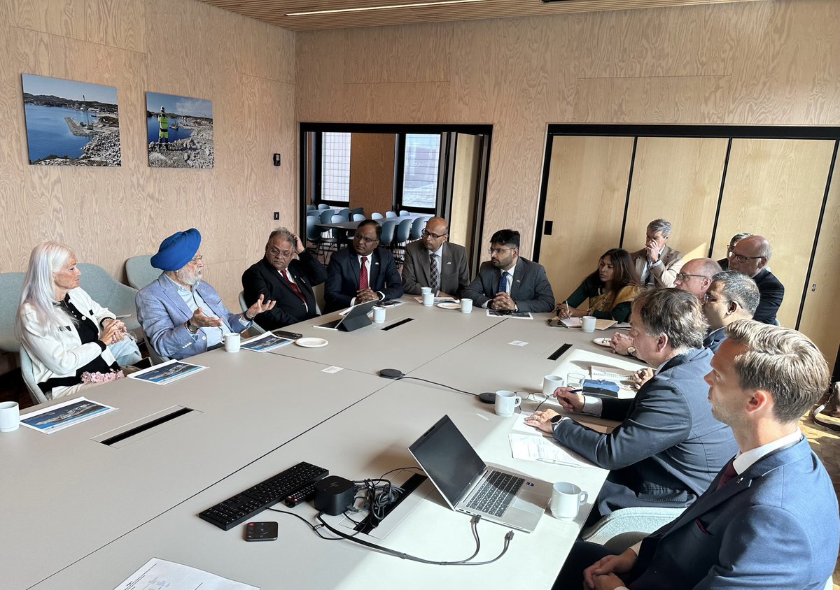 In our continued quest to provide momentum to India’s efforts to achieve energy security under the leadership of PM Sh <a href="/narendramodi/">Narendra Modi</a> Ji, I visited the Northern Lights CO2 Terminal in Bergen, Norway.
It is the largest project for carbon storage funded by the Norwegian Govt and