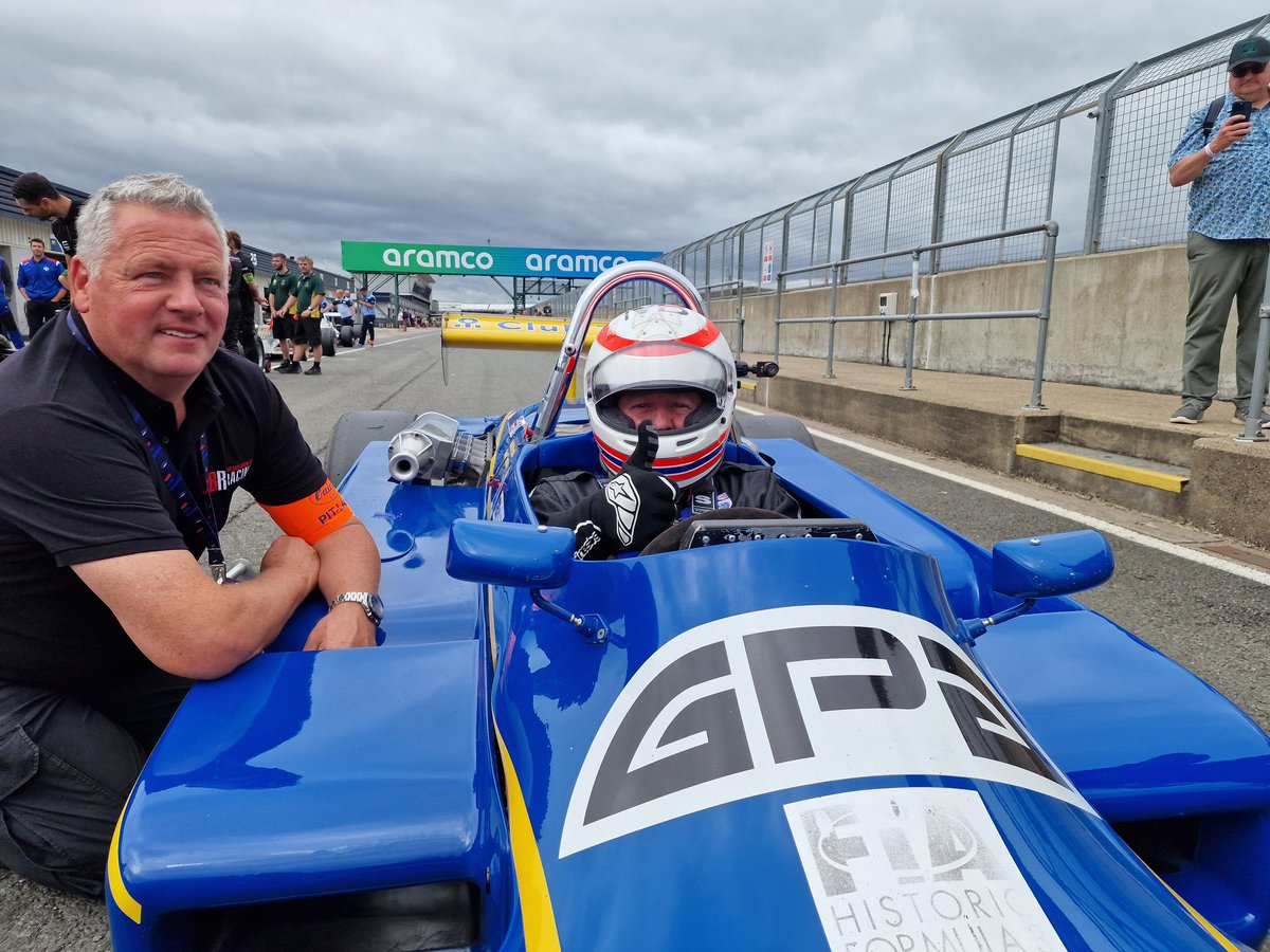 MConstanduros's tweet image. It has been a priviledge paying tribute to EJ. Lots of fun, many laughs, mischief and some great stories. All approprite! Thank you @BRDCSilverstone for asking me to support. #BritishGP @SilverstoneUK @HillF1 @frentzen_hh @MBrundleF1 @johnnyherbertf1 @LouGoodmanMedia
