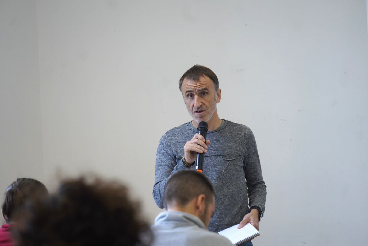 “Euskara programaketa bigarren mailan Seaskan”. 

Egoitz Urrutikoetxea (<a href="/seaskaikastola/">seaska.ikastolak</a> )

#UI53 #LiteraturaBigarrenHezkuntzan